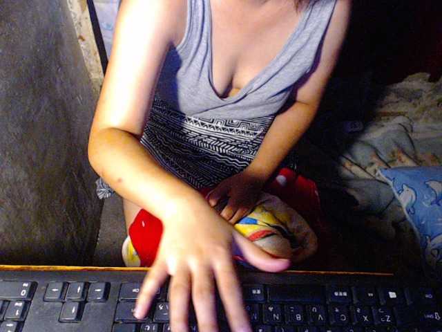 Nuotraukos AsianHotGirl hi bby give me 20 token for my tits 30 ass 100 pussy