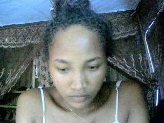 Erotinis vaizdo pokalbis Asmirah