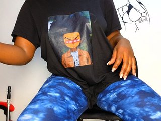 Erotinis vaizdo pokalbis Assiology