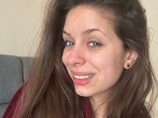 Erotinis vaizdo pokalbis AsterCrystalm