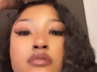 Erotinis vaizdo pokalbis ATLPrettiestPusC