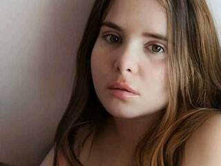 Erotinis vaizdo pokalbis AuroraBest