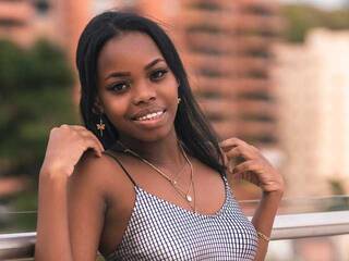 Erotinis vaizdo pokalbis AvaDavis