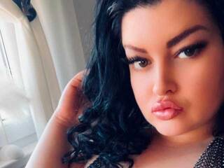 Erotinis vaizdo pokalbis AvaMelony