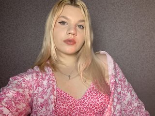 Erotinis vaizdo pokalbis Aveblonde