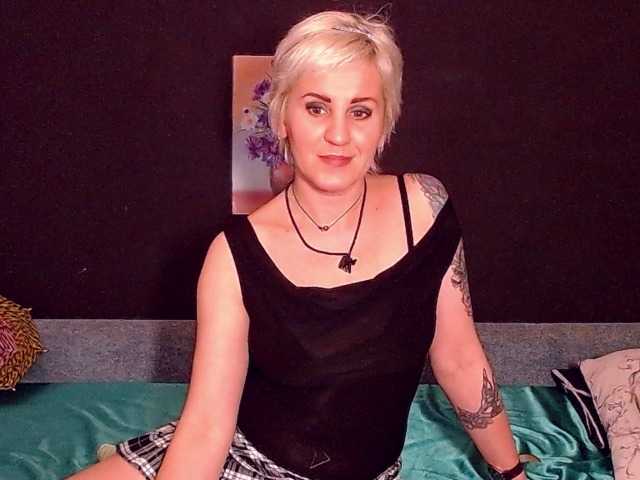 Transliacijos ekrano nuotraukos Amrolla