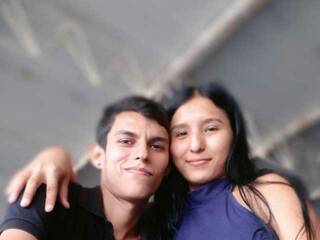 Erotinis vaizdo pokalbis AxelAndSheri