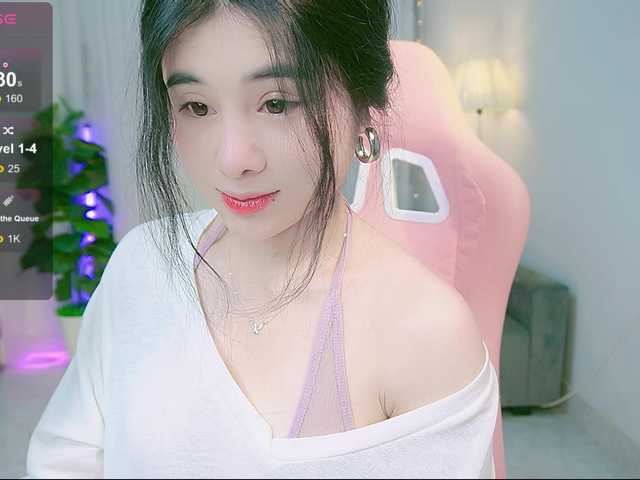 Transliacijos ekrano nuotraukos Babe-IU