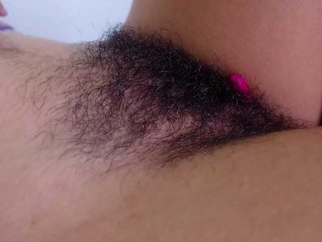 Nuotraukos Babe_ali HEY HRU? (GOAL IS DIRTY BLOW JOB) @sofar @total # deep #hairy #bush #big #natural #pussy #smalltits #bigass #cute #sexy