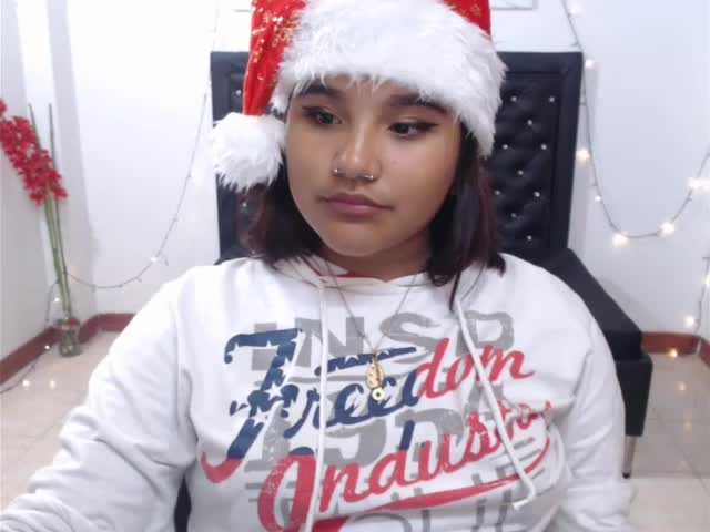 Transliacijos ekrano nuotraukos BabyAsianX0