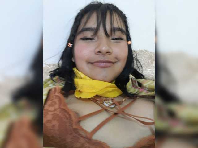 Transliacijos ekrano nuotraukos BabyAsianX0