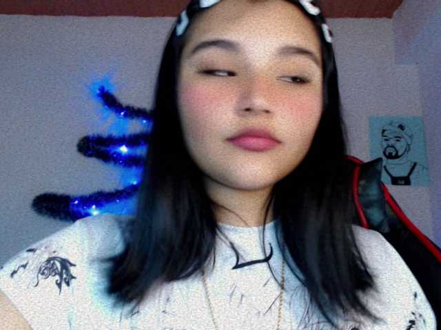 Transliacijos ekrano nuotraukos BabyAsianX0