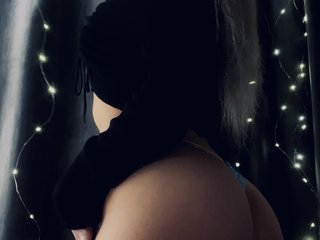 Erotinis vaizdo pokalbis muur2025