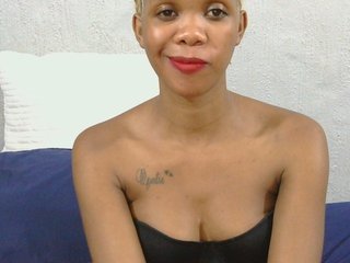 Erotinis vaizdo pokalbis BadKittyLily