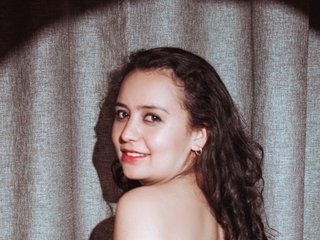 Erotinis vaizdo pokalbis BadraSaadi