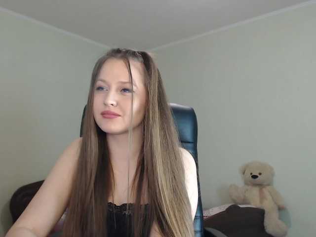 Transliacijos ekrano nuotraukos _YoungGirl_