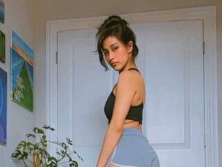 Erotinis vaizdo pokalbis Bambixo