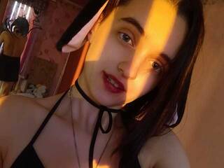 Erotinis vaizdo pokalbis BannyHeart