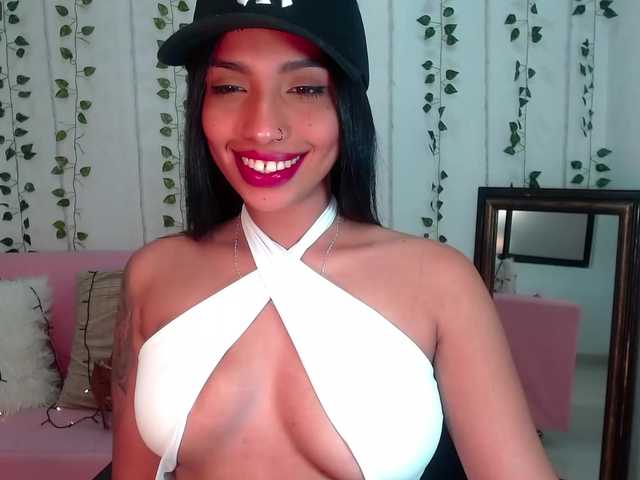 Nuotraukos Barbiedeluca I want to fill your whole face with my sweet juicy squirt ♥ 444 ♥ Goal: Plug Anal