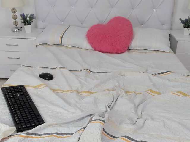 Nuotraukos bbcosita "Lovense: Interactive Toy that vibrates with your Tips #lovense #ohmibod #interactivetoy #lushon #domion #bigass #cum #cameltoe #daddy"goal1500