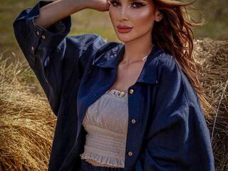 Erotinis vaizdo pokalbis BbgirlAnna