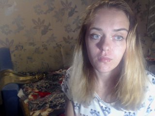 Nuotraukos BeautiAnnette give me a heart) ставь сердечко)Let's help free my girlfriends, 50 tokens and they are free
