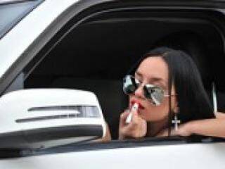 Erotinis vaizdo pokalbis beautykat