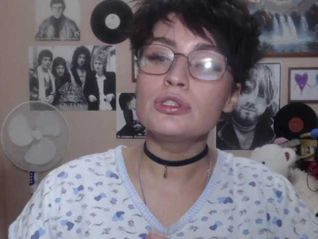 Transliacijos ekrano nuotraukos BeccaPassion
