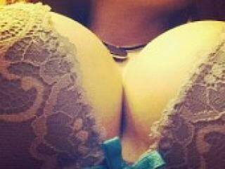 Erotinis vaizdo pokalbis bella333