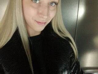 Erotinis vaizdo pokalbis Bellaa007