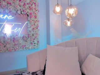 Erotinis vaizdo pokalbis BellaCarteer