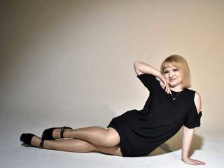 Erotinis vaizdo pokalbis BellaSmite