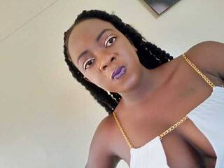 Erotinis vaizdo pokalbis bellatitty