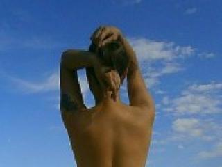 Erotinis vaizdo pokalbis bellehelene