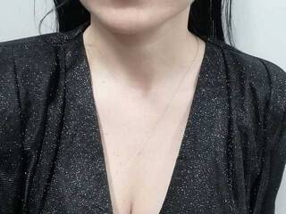 Erotinis vaizdo pokalbis Ellainclothes