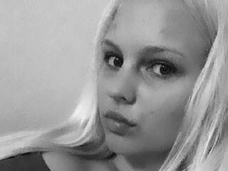 Erotinis vaizdo pokalbis BethanyBenz