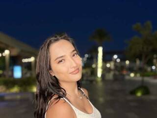 Erotinis vaizdo pokalbis Betsi-Nell