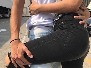 Erotinis vaizdo pokalbis Bettycouplecrazy