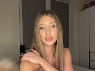 Erotinis vaizdo pokalbis BettyCross