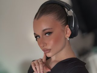 Erotinis vaizdo pokalbis BettyGrey