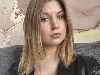 Erotinis vaizdo pokalbis BettyTownsend
