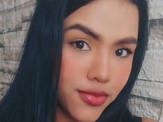 Erotinis vaizdo pokalbis Bicky24