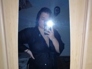 Erotinis vaizdo pokalbis BiggKittyGirl666