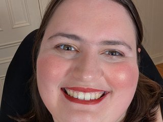 Erotinis vaizdo pokalbis BigLily