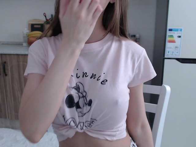 Nuotraukos _Viktoria_ Hi, I'm Svetlana :) Here we play the wheel of fortune and with Ohmibod (vibrates from 5tk, special commands: 222,555,1111). The rest is in the group and in full private.