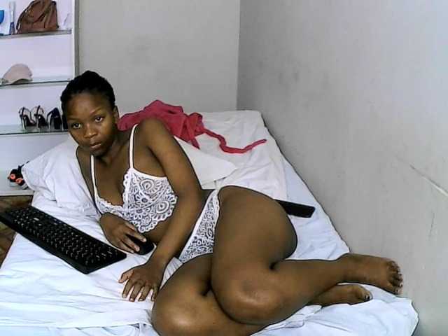 Nuotraukos BlackBarbie24 HEY BBE PLEASE ADD ME ON YOUR FAVOURITE