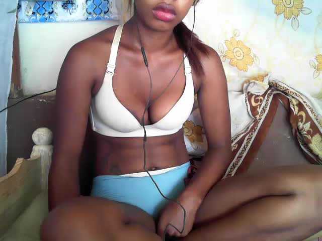 Nuotraukos Blackgirl19 sexy show with me!!young girl