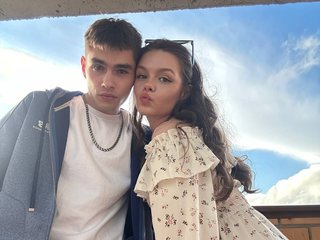 Erotinis vaizdo pokalbis Blissfulbond