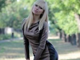 Erotinis vaizdo pokalbis blonda7