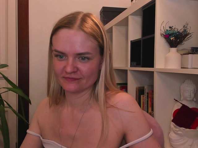 Transliacijos ekrano nuotraukos blondeme